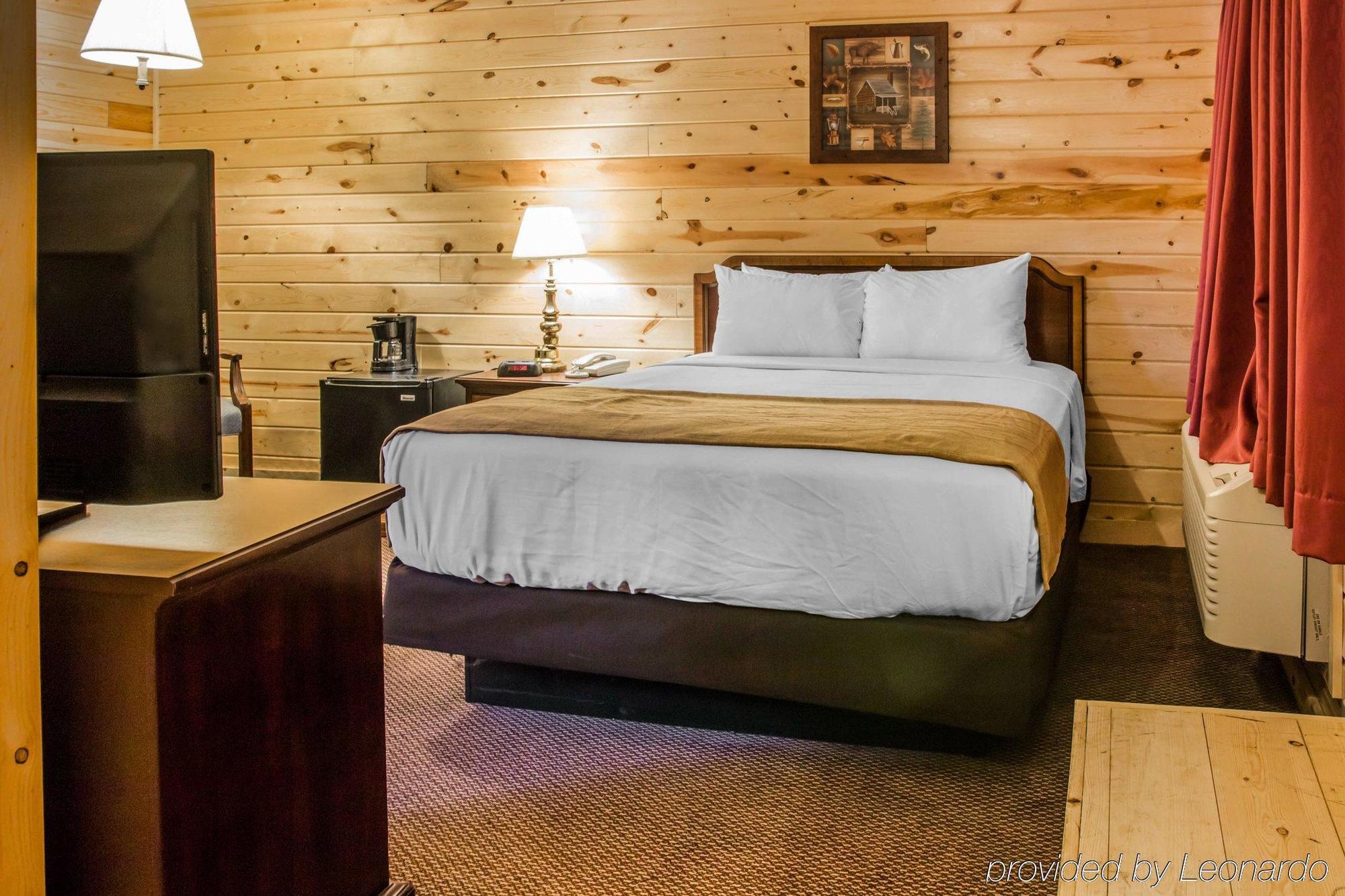 Econo Lodge Bayview マッキノー・シティ エクステリア 写真